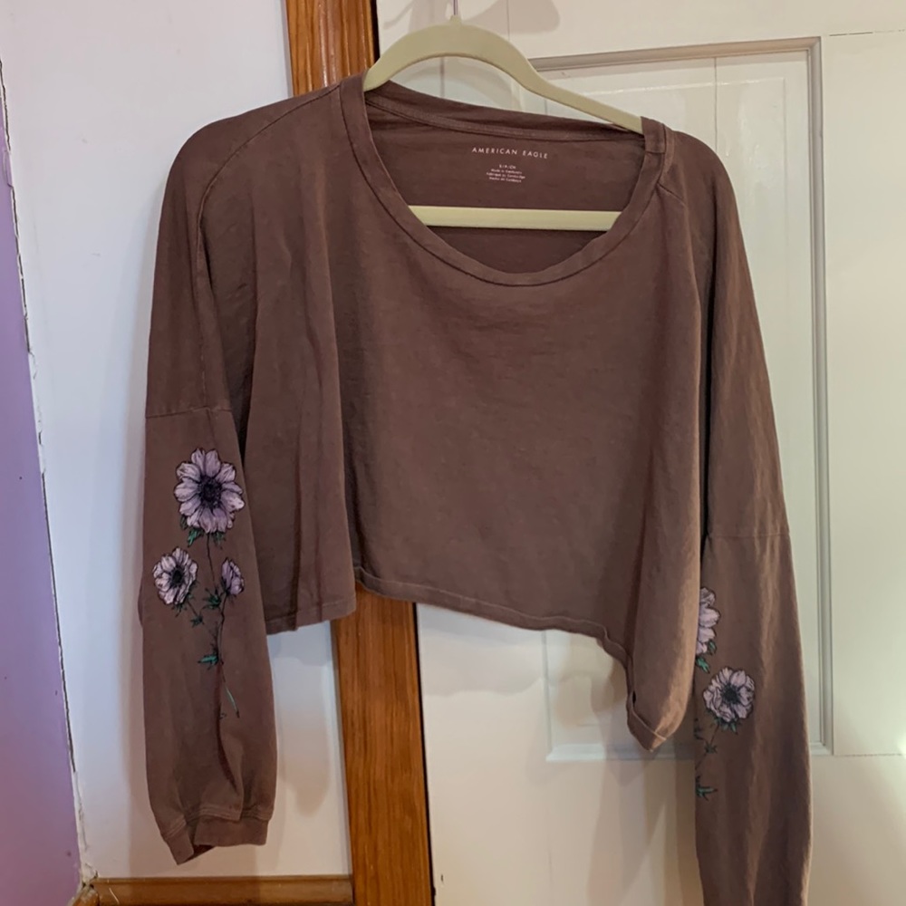 American Eagle Long Sleeve Crop top